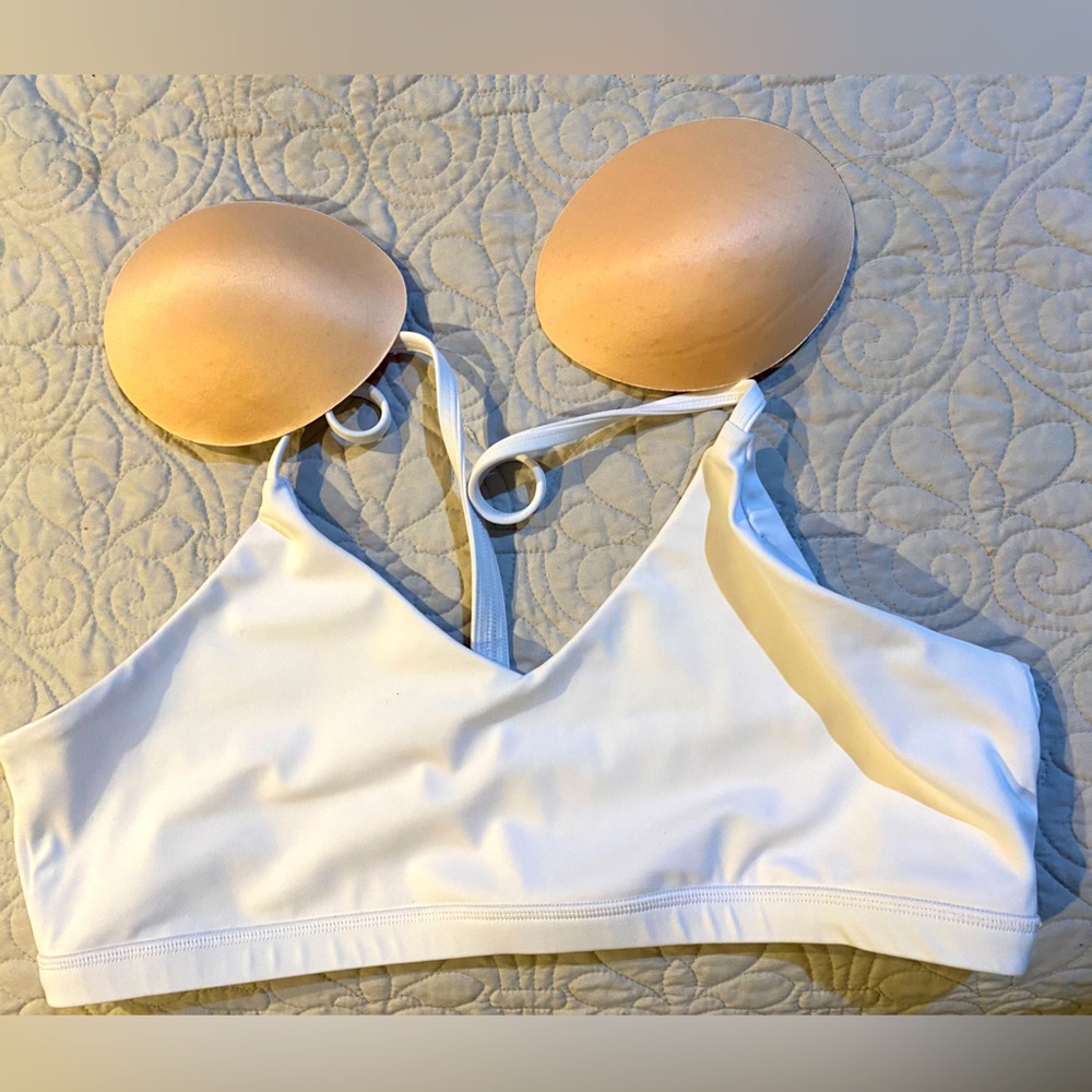 CVG move free bra white, XXL. Excellent condition, dog friendly home